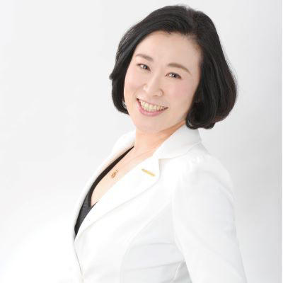 　 村田 真紀子